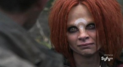 Defiance S1x01 - Irisa looks tearfully ad Nolan as she prepares to depart