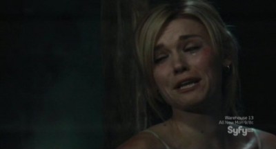 Haven S3x01 - Tears stream from Audreys face while trying to escape