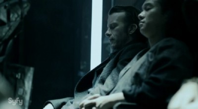 The Expanse S1x08 Miller appears anxious suffering from space sickness