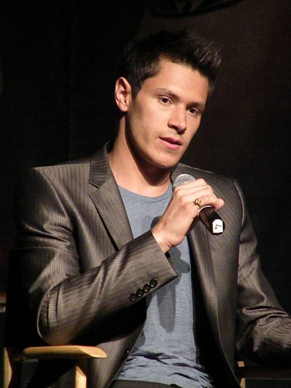 Alex Meraz