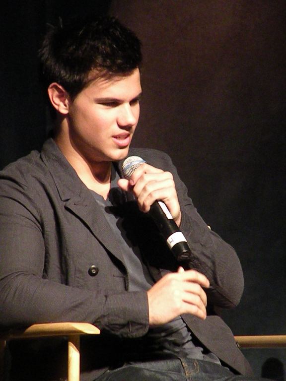 Taylor Lautner