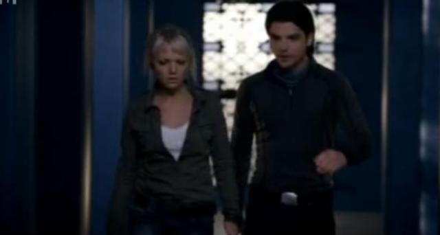 Primeval S4x04 - Abby and Conner