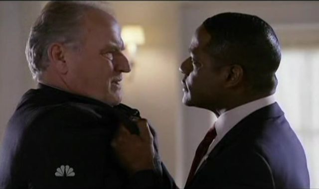 The Event S1x14 Ray and Eli Face Off