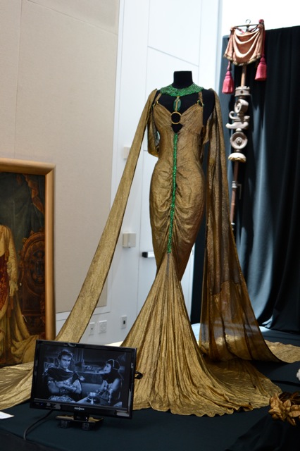 Profiles in History Debbie Reynolds - cleopatra dress-2