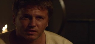 Mysterious Island - Lochlyn Munro as Captain Cyrus Harding