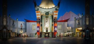 Chinese Theatre Hollywood banner - Click to visit the official web site!