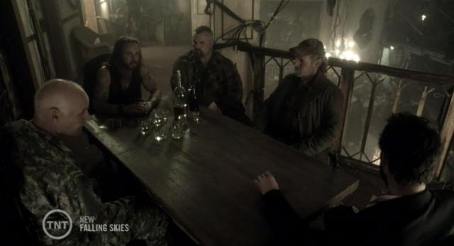 Falling Skies S3X04 Tom wants Popes plane