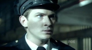 Alcatraz S1x01 - Young Hauser is shocked prison is empty