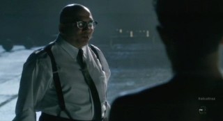 Alcatraz S1x02 - Jonny Coyne as Warden Edwin James