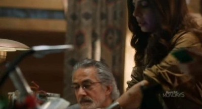 Alphas S2x06 - Rosen and Rachel work on the device