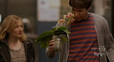 Alphas S2x08 - Kat gives gary a flowering plant for his man cave!