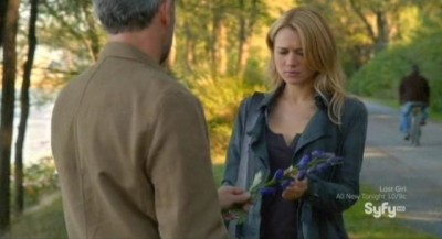 Being Human S3x08 - Liam hands a purple tulip to Nora