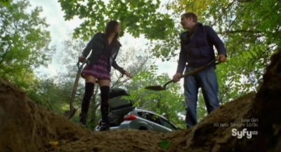 Being Human S3x10 - Sally in colorful costume as Josh helps her bury Nick