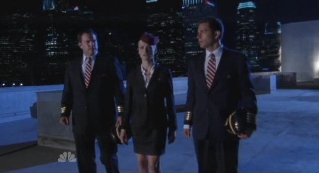 Chuck S5x03 - Lady and gentlmen in uniform