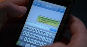 Chuck S5x04 - Morgan uses Caseys cell phone to text Alex