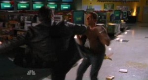 Chuck S5x07 - Chuck and Shaw fight to the death