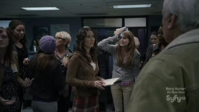 Continuum S1x05 - A Room Full of Lilies