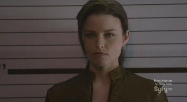 Continuum S1x02 - Kiera is booked at Vancouver Police Headquarters