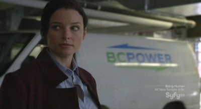 Continuum S1x02 - Kiera notices she has been observed by officers