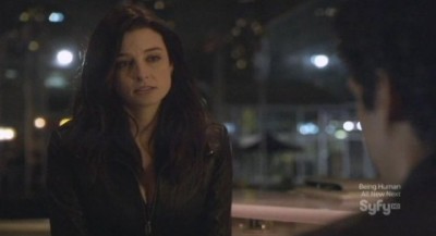 Continuum S1x10 - Kiera confronts Kellog on his yacht