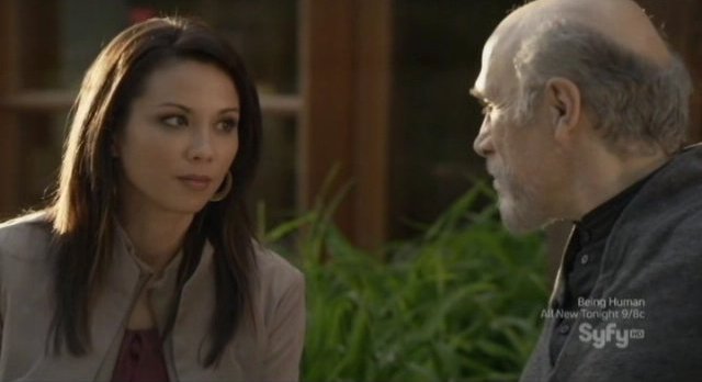 Continuum S1x10 - Sonya and Kagame meet to plan the coming attack