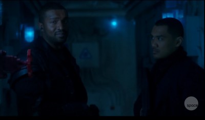 Dark Matter S01x05 Six wants to have a look around