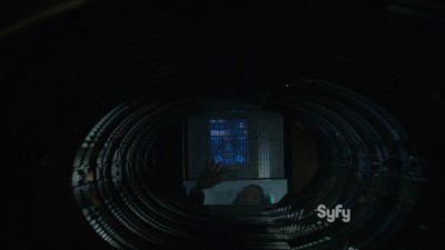 Dark Matter S1x03 Five finds a dead body