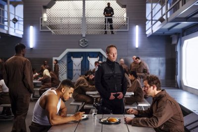 Dark Matter S2x01 Feeding time in prison