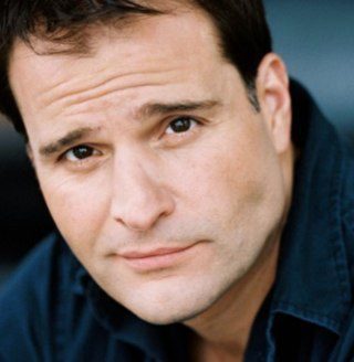 Click to visit and follow Peter DeLuise on Twitter!