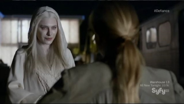 Defiance S1x04 - Stahma and Amanda