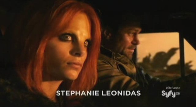 Defiance S1x01 - Irisa and Joshua Nolan in a Roller