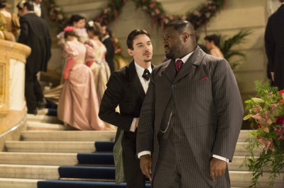 Dracula S1x01 - "The Blood Is The Life" Episode 1 -- Pictured: (l-r) Jonathan Rhys Meyers as Alexander Grayson, Nonso Anozie as R.M. Renfield -- (Photo by: Jonathon Hession/NBC)