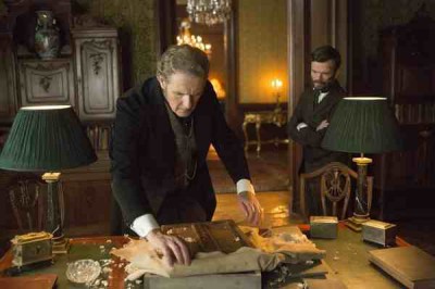 Dracula S1x07 - Harker prepares for the event