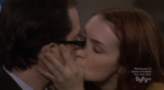 Eureka S6x01 The Kiss