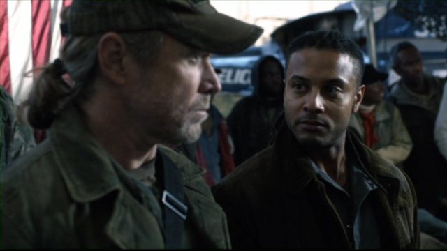 Falling Skies S2x03 - Will Patton as Captain Weaver with Brandon Jay McLaren as Jamil