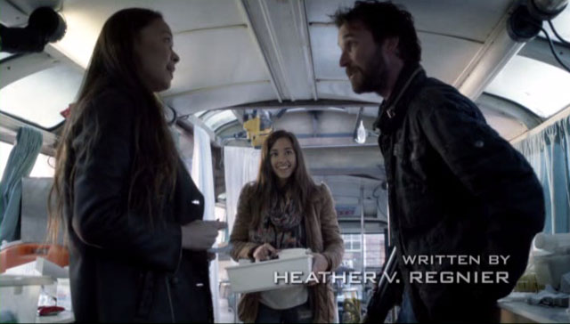Falling Skies S2x04 - Lourdes interrupts Tom and Anne