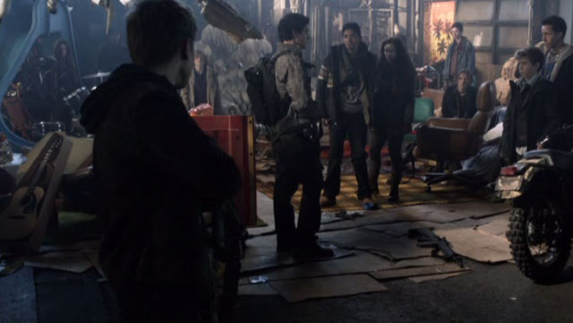 Falling Skies S2x04 - Meeting the Kids