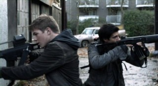 Falling Skies S2x04 - Ben and Hal on Skitter patrol