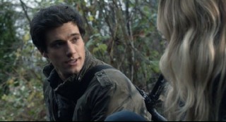 Falling Skies S2x05 Hal and Maggie talking