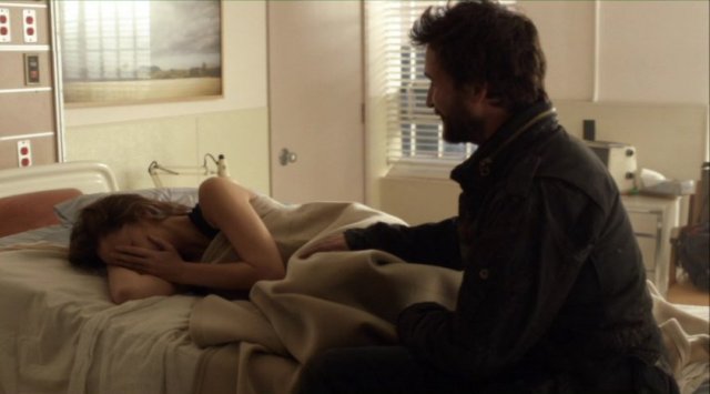 Falling Skies S2x06 - Did Anne and Tom enjoy post apocalyptic bliss
