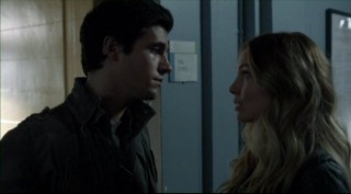 Falling Skies S2x06 - Hal and Maggie discuss the future