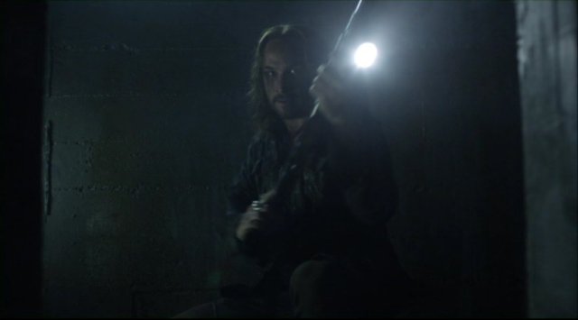 Falling Skies S2x07 - John Pope is back in action