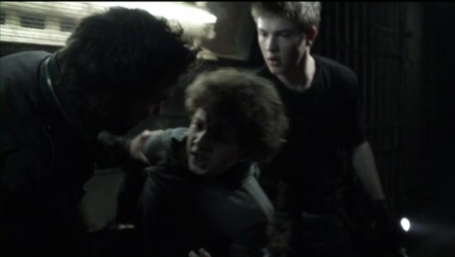 Falling Skies S2x07 Tom finds Matt 15