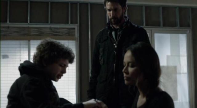 Falling Skies S2 X09 Anne tends to Matt