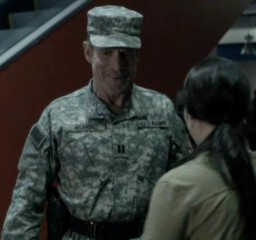 Falling Skies S2 X09 Weaver looking military