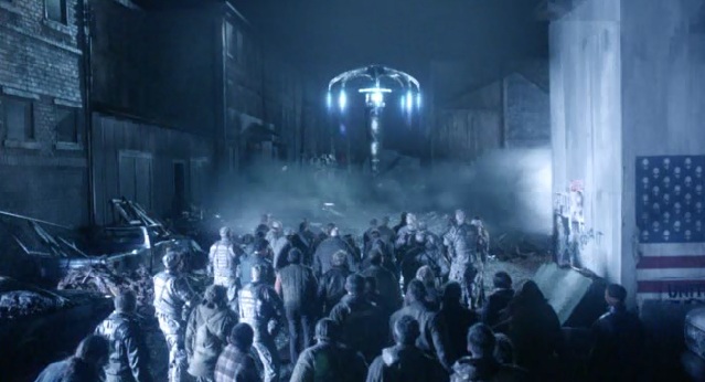 Falling Skies S2 x 10 spaceships