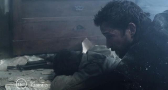 Falling Skies S3X06 Hal unconscious