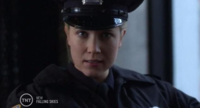 Falling Skies S3X08 Cop Karen