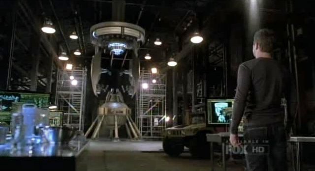 Fringe S4x01 - The machine Peter used to bridge universes