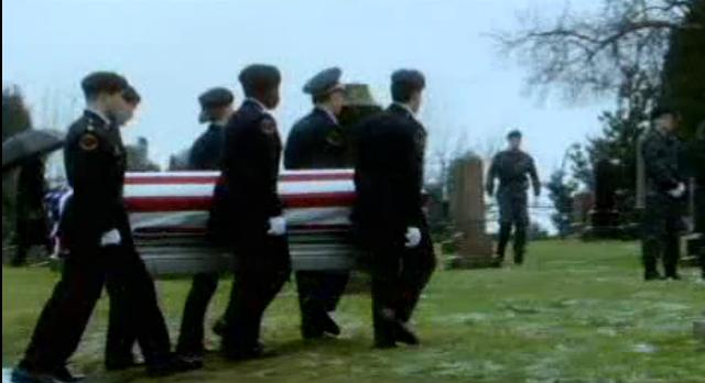 Fringe S4x18-Lincoln's casket